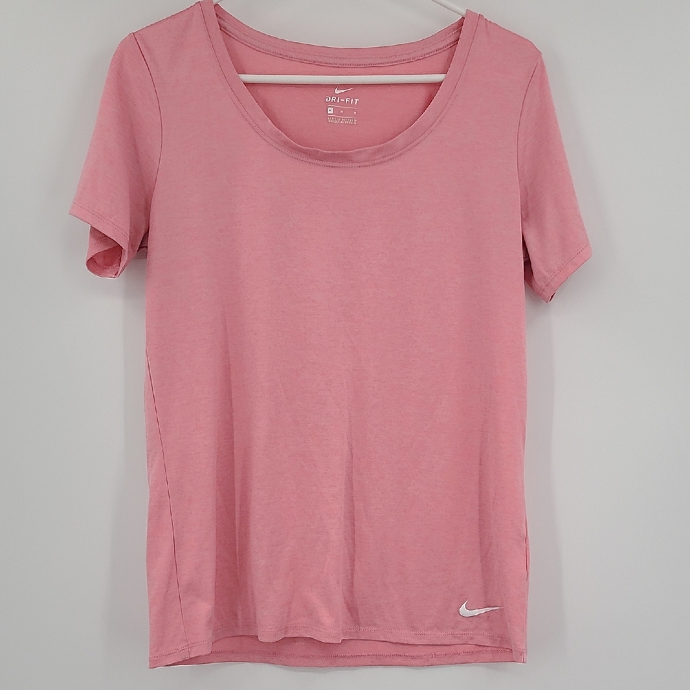 Nike   Medium Pink Scoop Neck Short Sleeve Tee